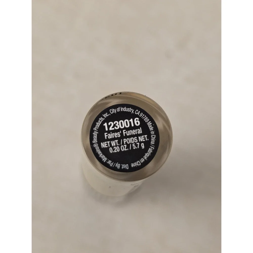 Wet n Wild megalast Liquid Catsuit Lipstick 1230016 Faires' Funeral Glitter